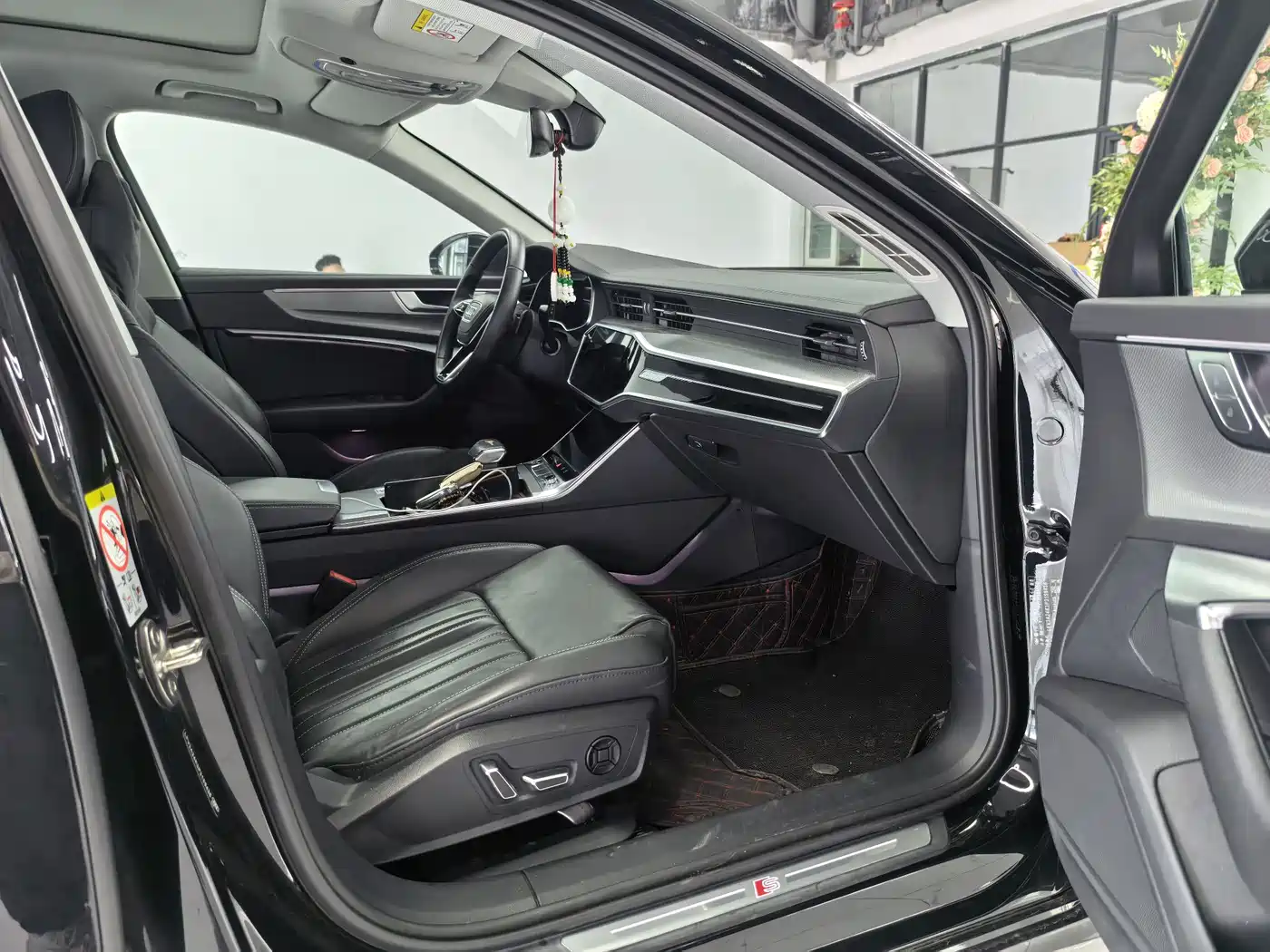 Audi A6L 2024 45 TFSI Premium Dynamic фото 12