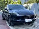 Photo 3 - Porsche Cayenne