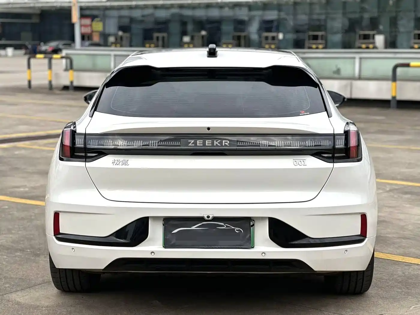 ZEEKR EXTREME KRYPTON 001