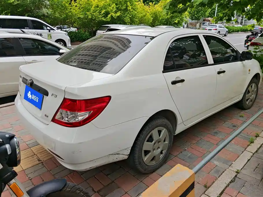 BYD F3 2012 Energy-saving Edition 1.5L Manual Comfort фото 3