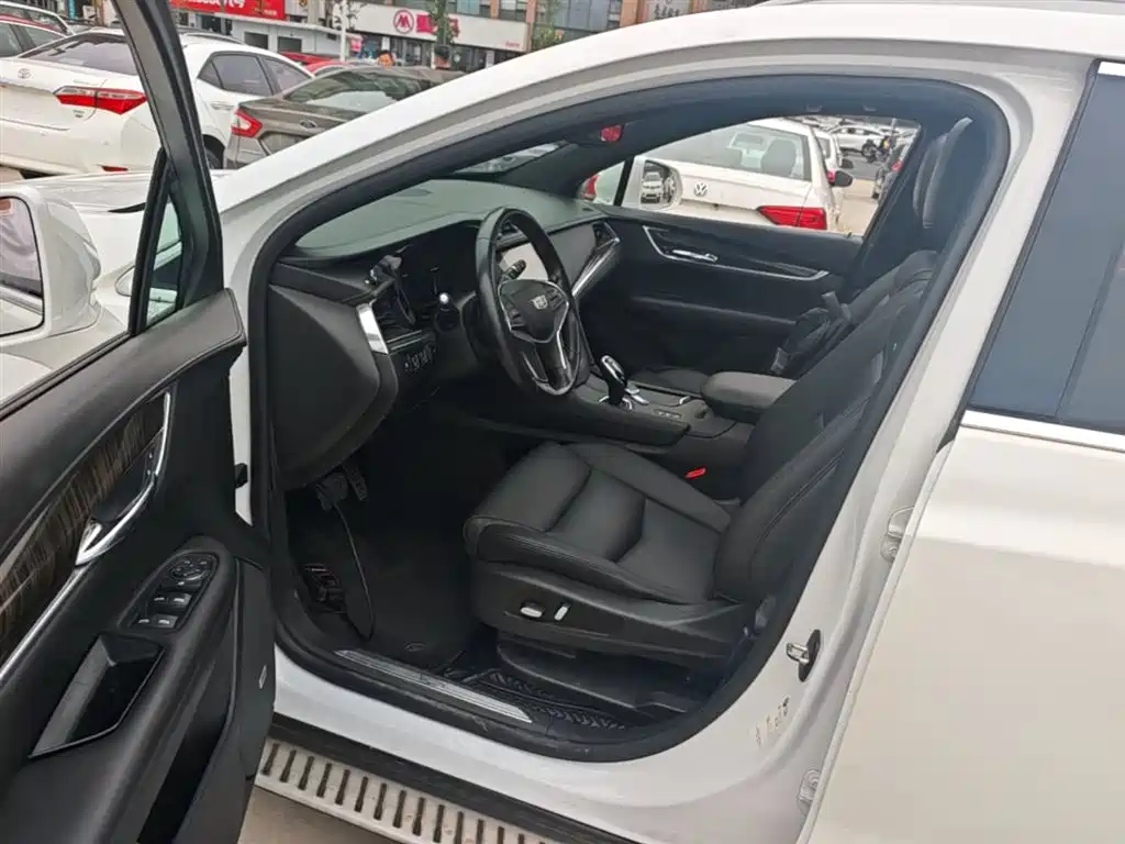 Cadillac XT5 2018 28E AWD Technology Model фото 15