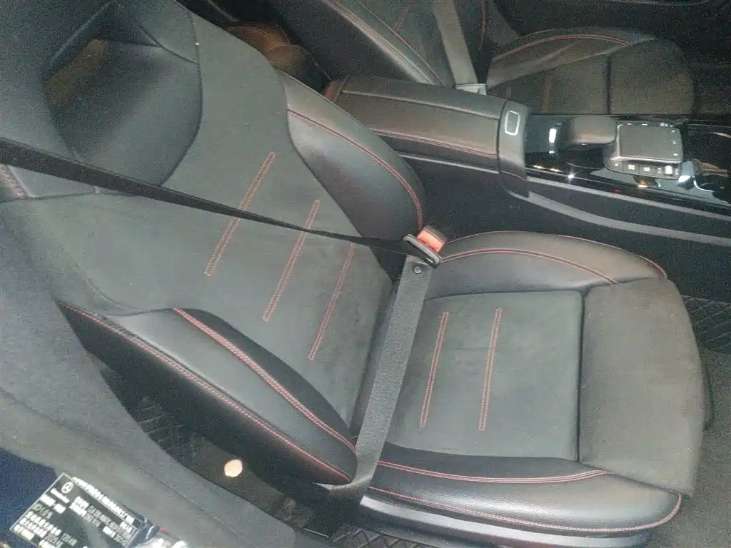 Mercedes-Benz CLA (Import) 2021 CLA 200 4MATIC фото 25