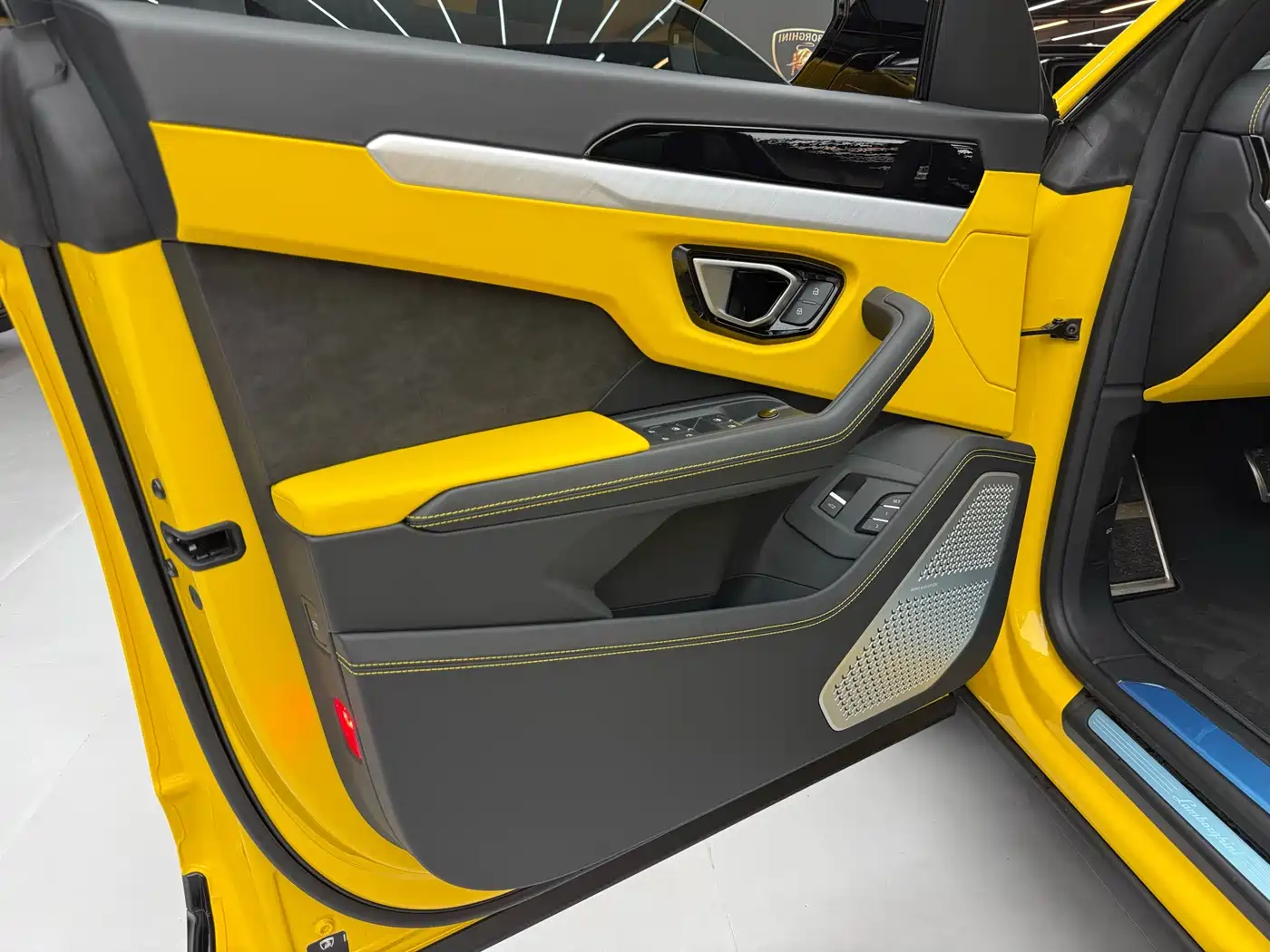 Lamborghini Urus 2023 2021 4.0T V8