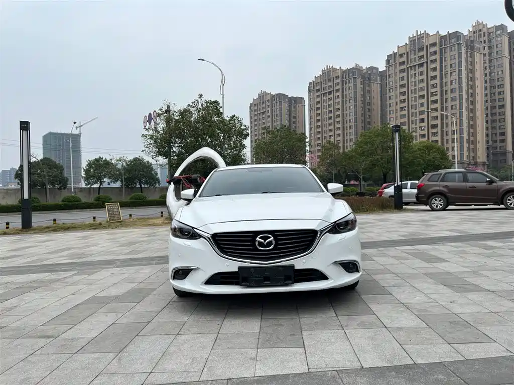Mazda Atenza 2018 2.5L Skyactiv Exclusive (China V) фото 2
