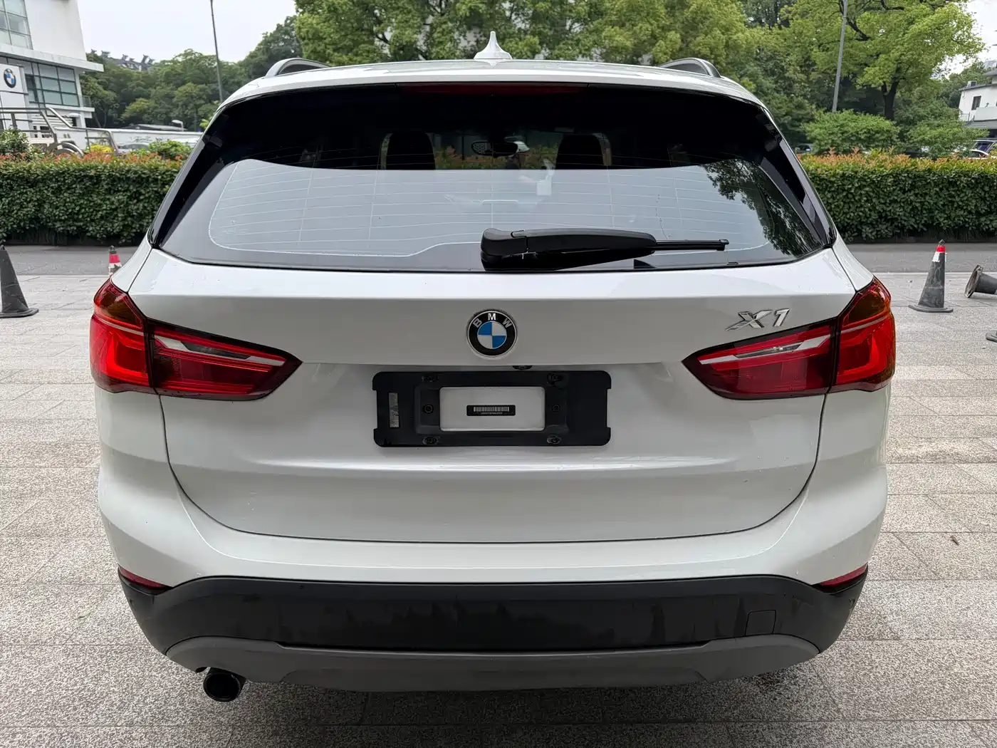 BMW X1 2016 sDrive18Li Premium Model фото 6