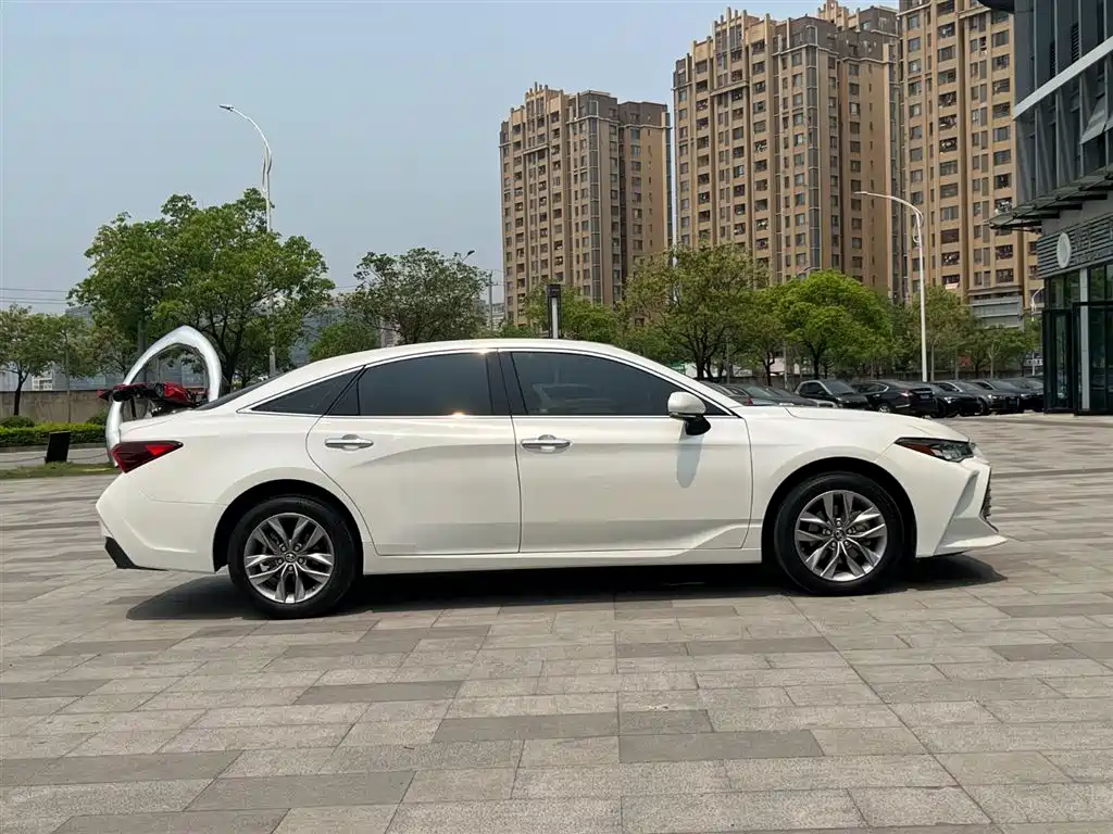 Toyota Avalon 2019 2.0L Luxury Edition (China VI) фото 8
