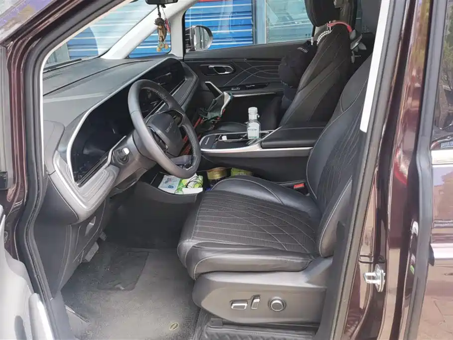 SAIC Maxus Maxus G90 2022 2.0T Galaxy 7-Seater Edition фото 9