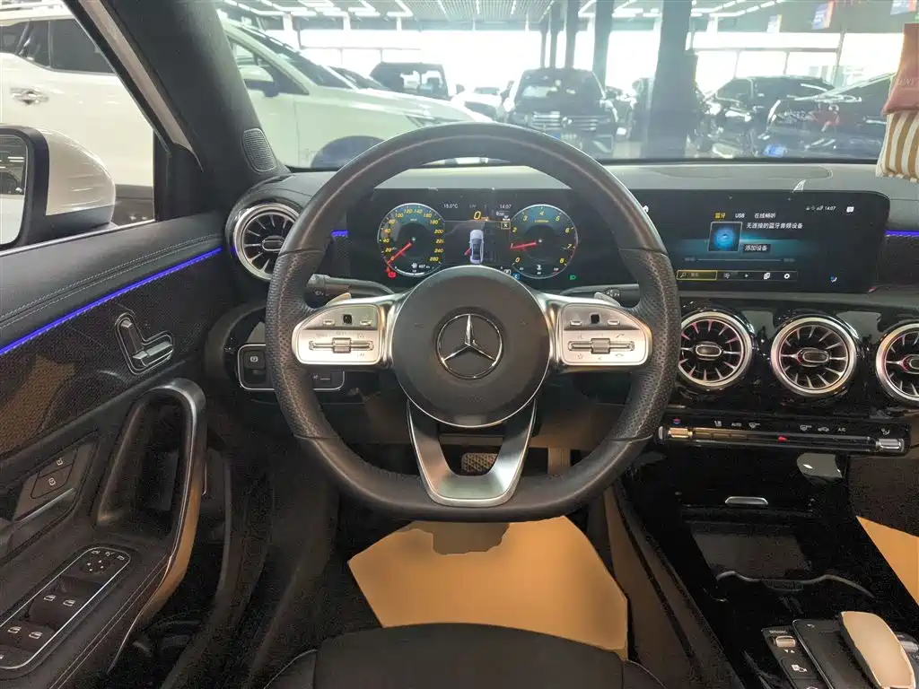 Mercedes-Benz A-Class 2022 Facelift III A 200 L Sport Sedan Fashion фото 11