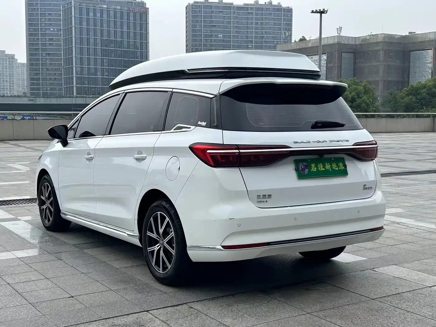 BYD Song MAX New Energy 2022 DM-i 105KM Executive Edition фото 7