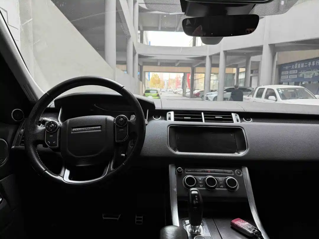 Land Rover Range Rover Sport 2017 3.0 SC V6 HSE DYNAMIC фото 8