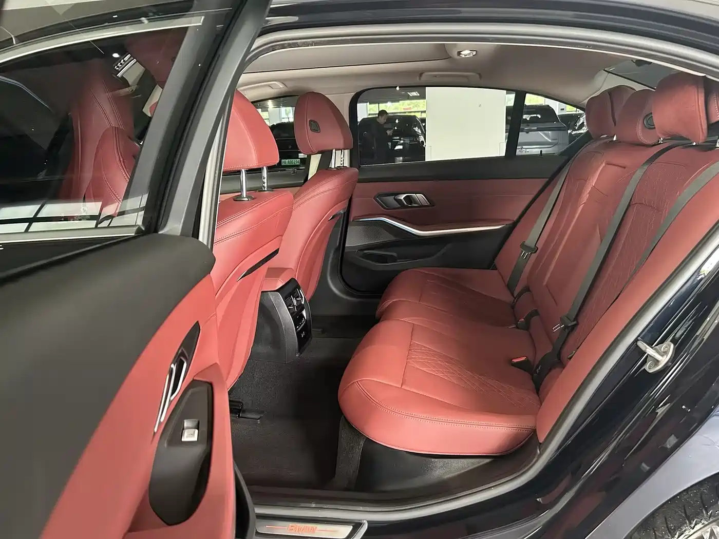 BMW i3 2025 eDrive 35 L фото 5