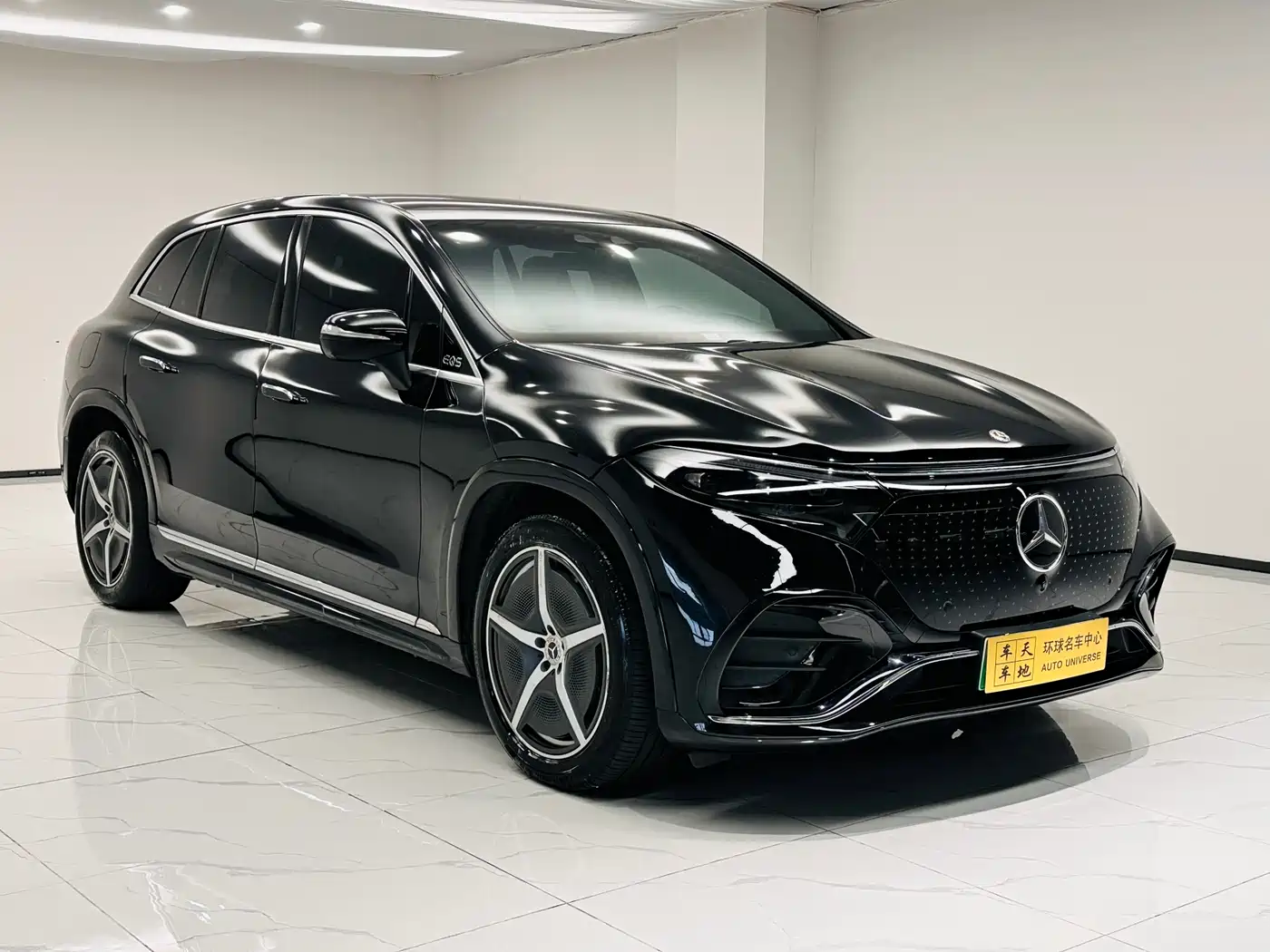 Mercedes-Benz EQS SUV 2023 450 4MATIC Pioneer Edition фото 3