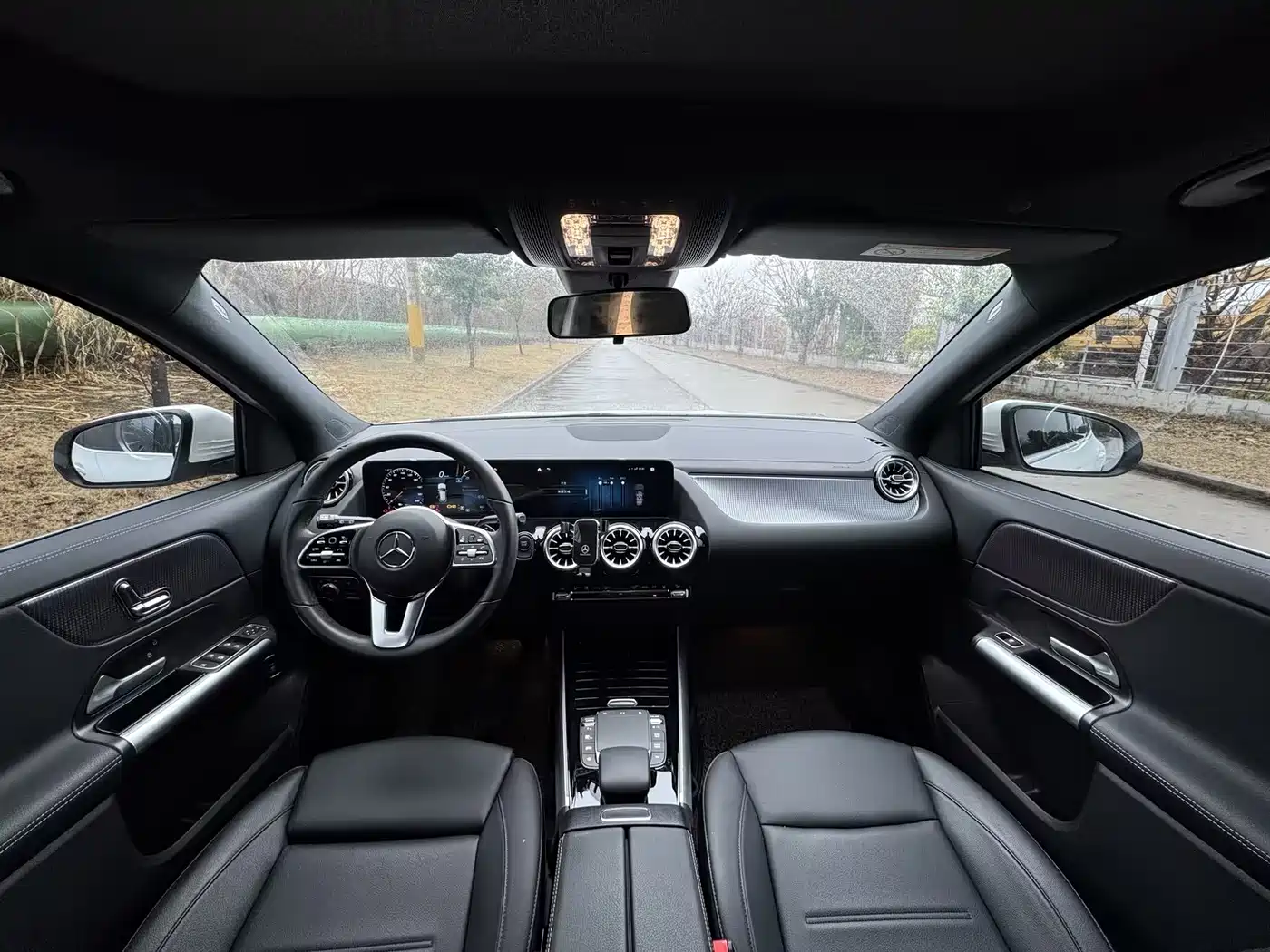 Photo 18 - Mercedes-Benz EQA