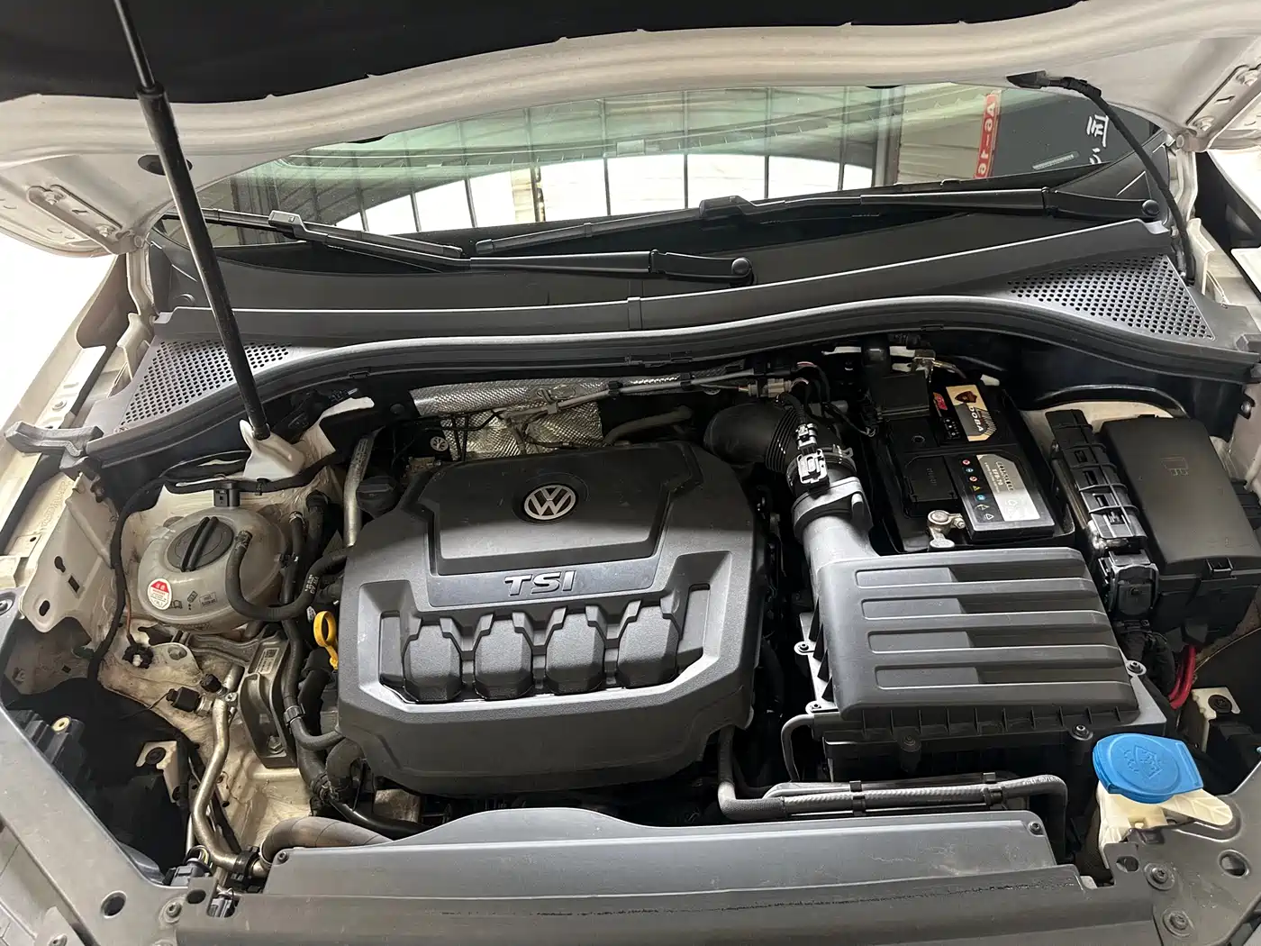 Volkswagen Tiguan L 2019 330TSI Automatic 2WD Smart Luxury Edition China VI фото 23