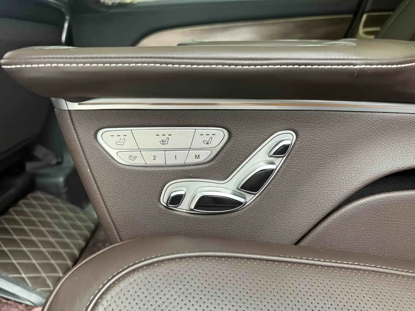 MERCEDES-BENZ V CLASS