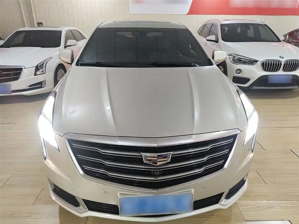 Cadillac XTS 2018 28T Luxury Model фото 3