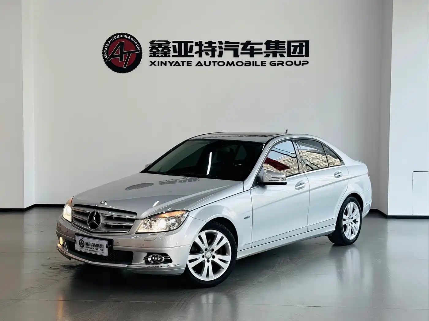 Mercedes-Benz C-Class 2011 2010 C 200 CGI Fashion