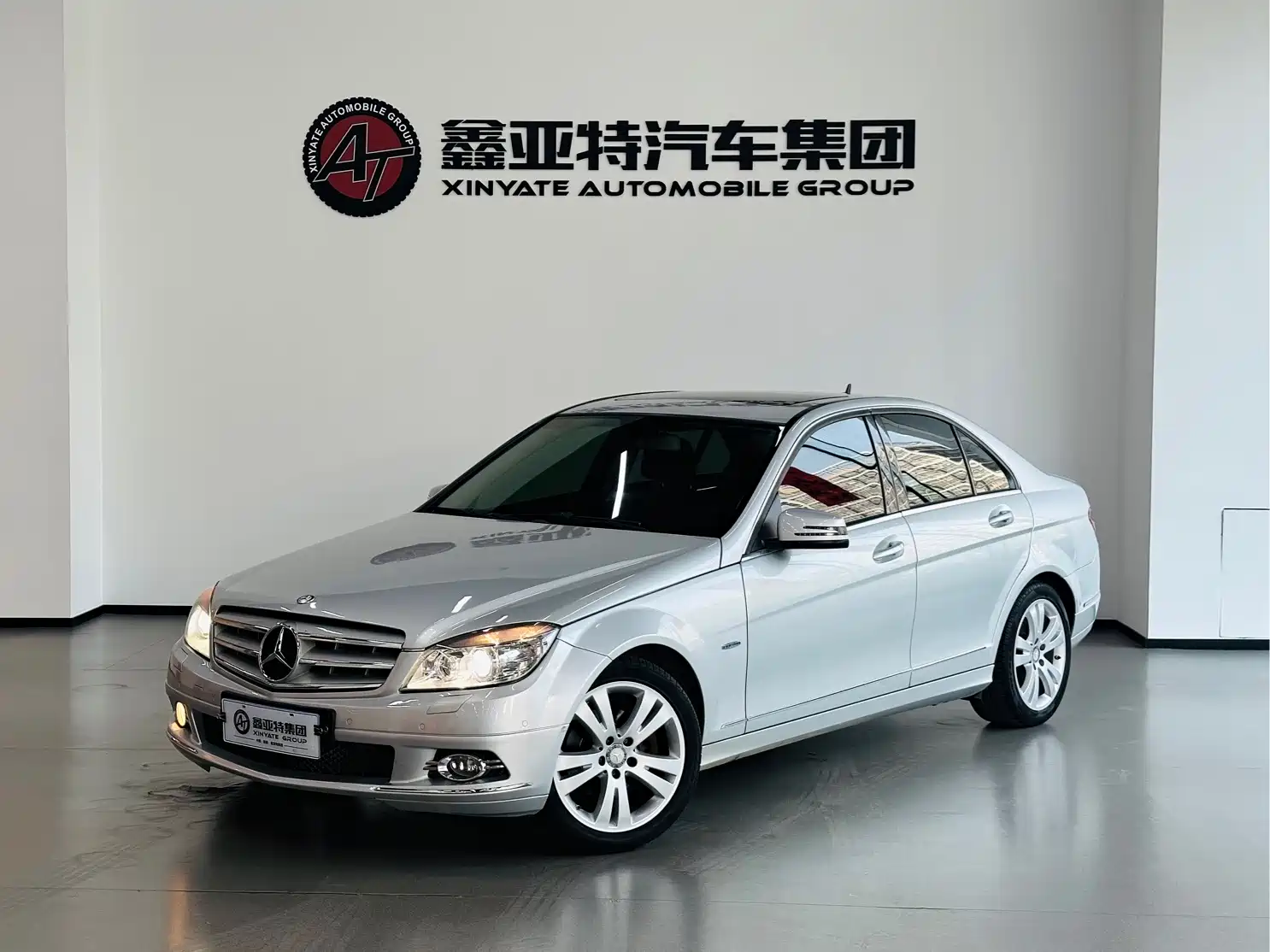 Фото 1 - Mercedes-Benz C-Class