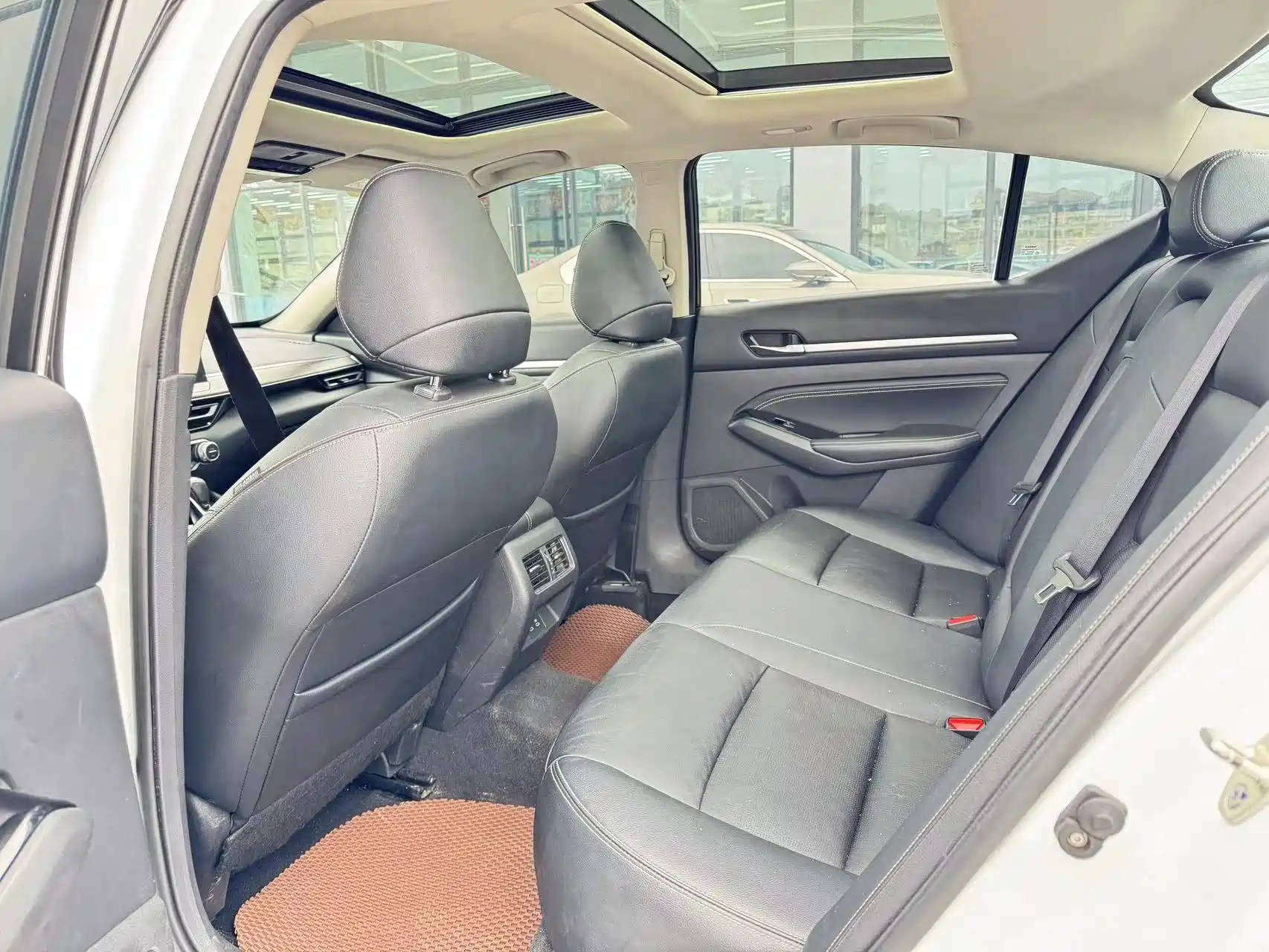 صورة 4 - Nissan Teana