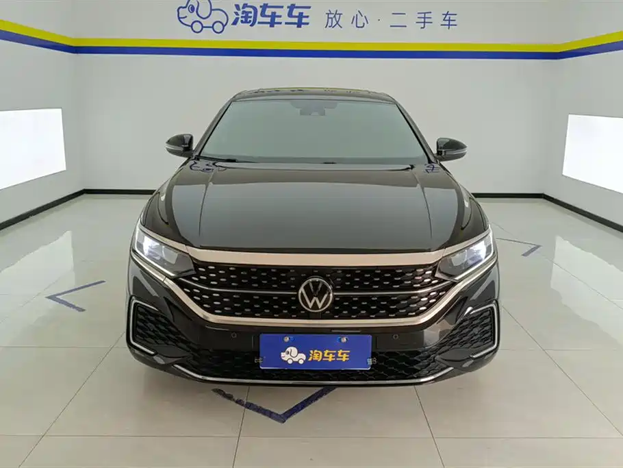 Volkswagen Passat 2023 Facelift 330TSI Starlight Elite Edition фото 2