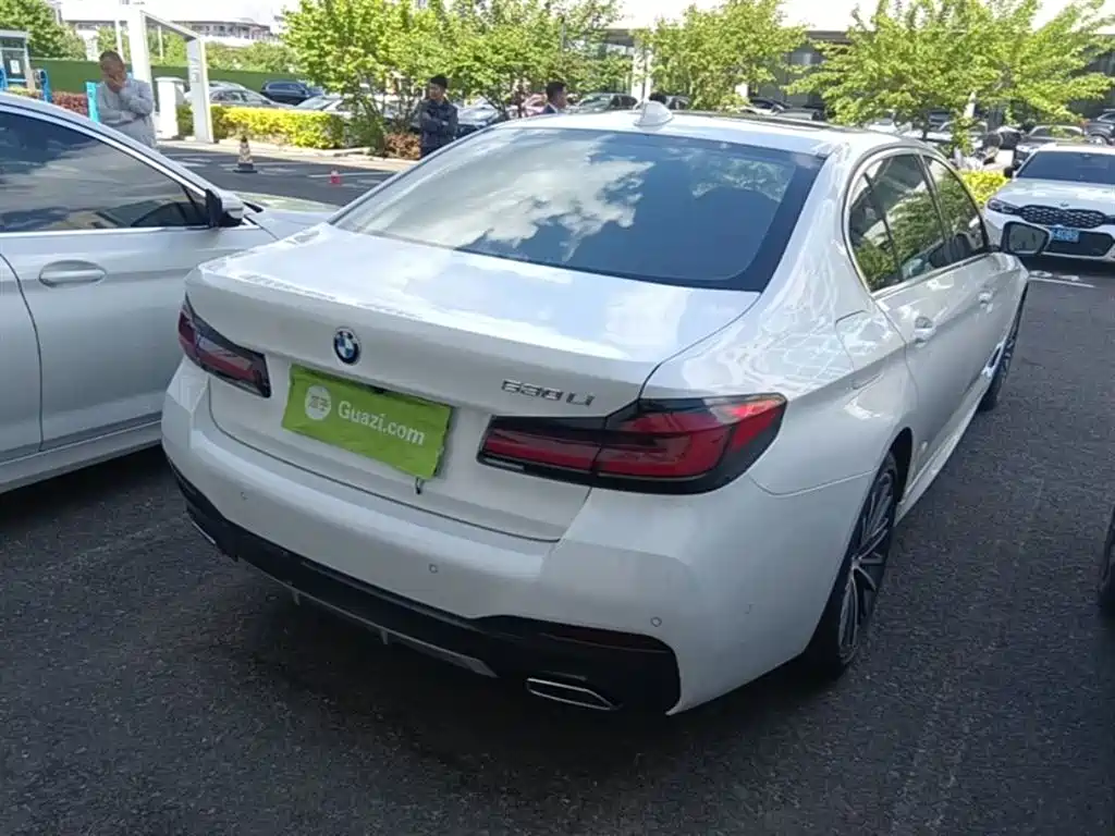 BMW 5 Series 2022 Facelift 530Li Leading M Sport Package фото 12