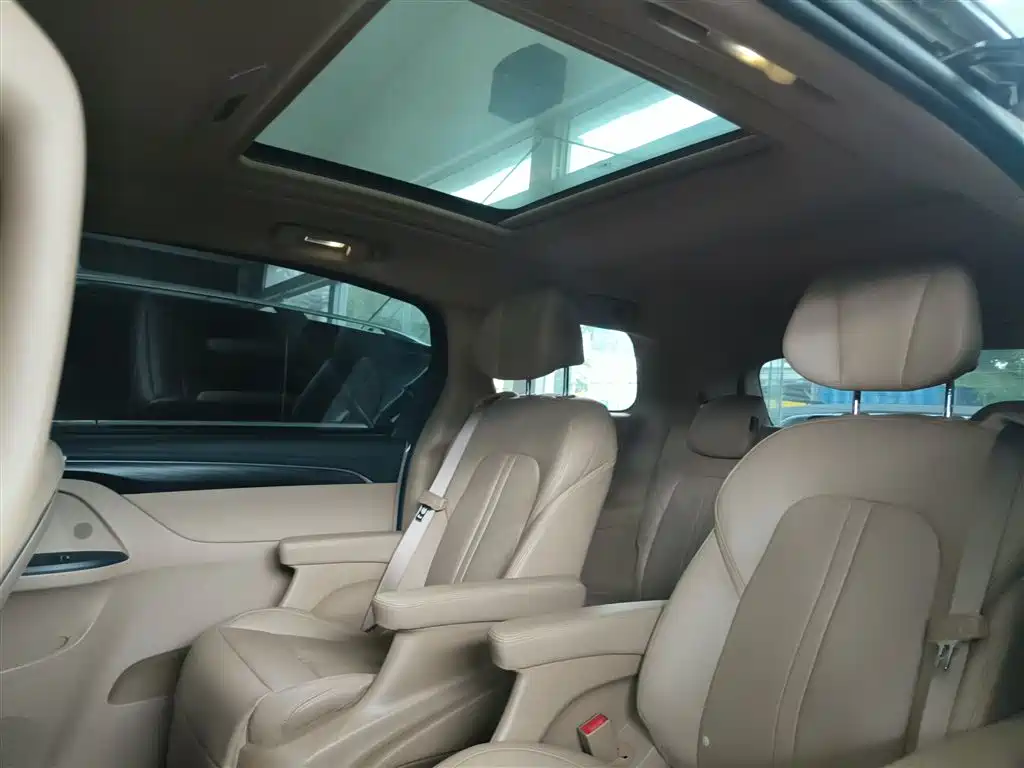 Buick GL8 2020 ES Landglory 653T Flagship фото 14
