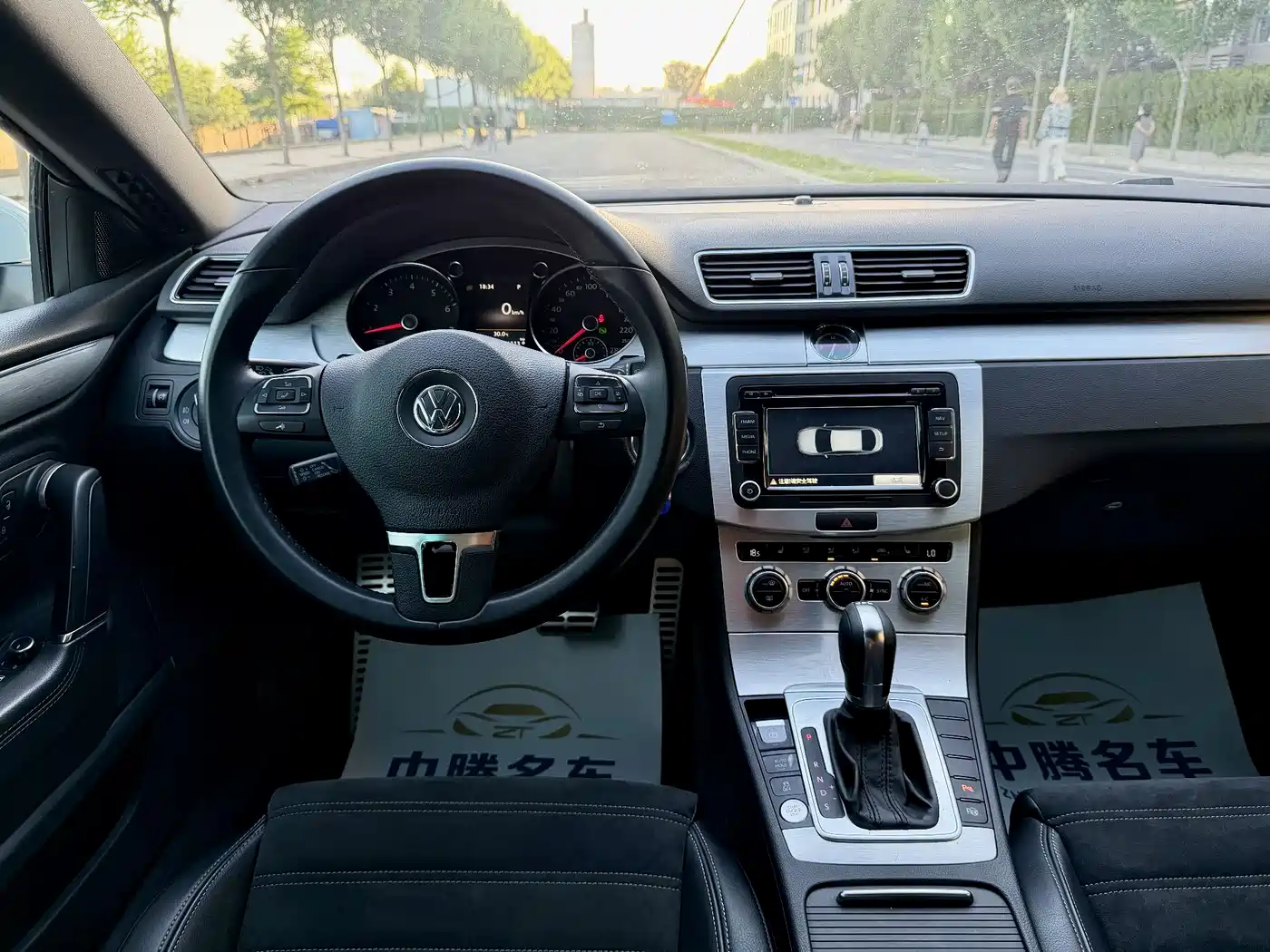 Volkswagen FAW-Volkswagen CC 2016 Model 1.8TSI Luxury фото 11