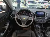 Photo 11 - Chevrolet Malibu XL