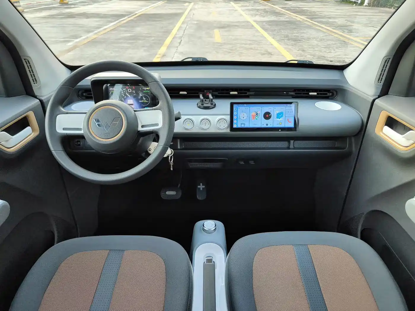 صورة 6 - Wuling Motors Hongguang MINIEV