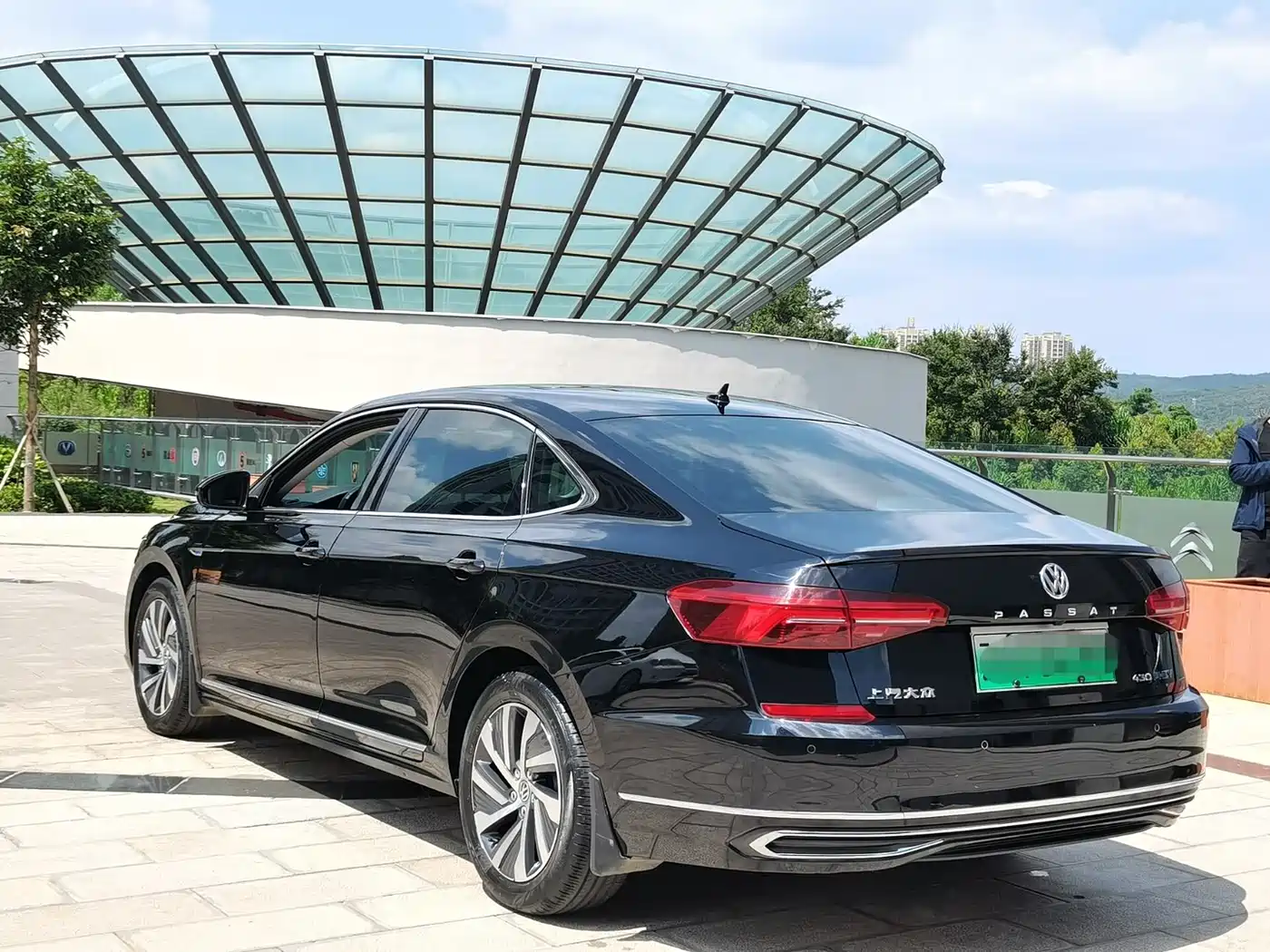 Volkswagen Passat New Energy 2019 430PHEV Hybrid Elite Edition фото 4