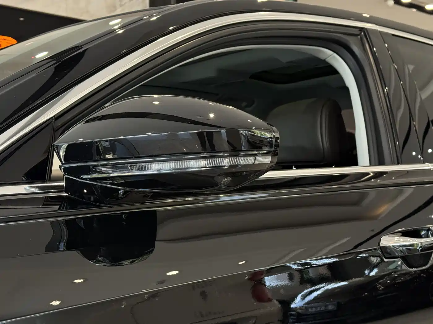 Audi A8 2018 A8L 55 TFSI quattro Launch Premium фото 4