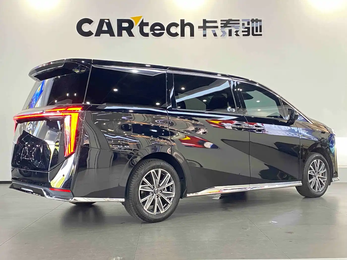 GAC Trumpchi Trumpchi M8 2024 Master Series 400T Premium Edition фото 37