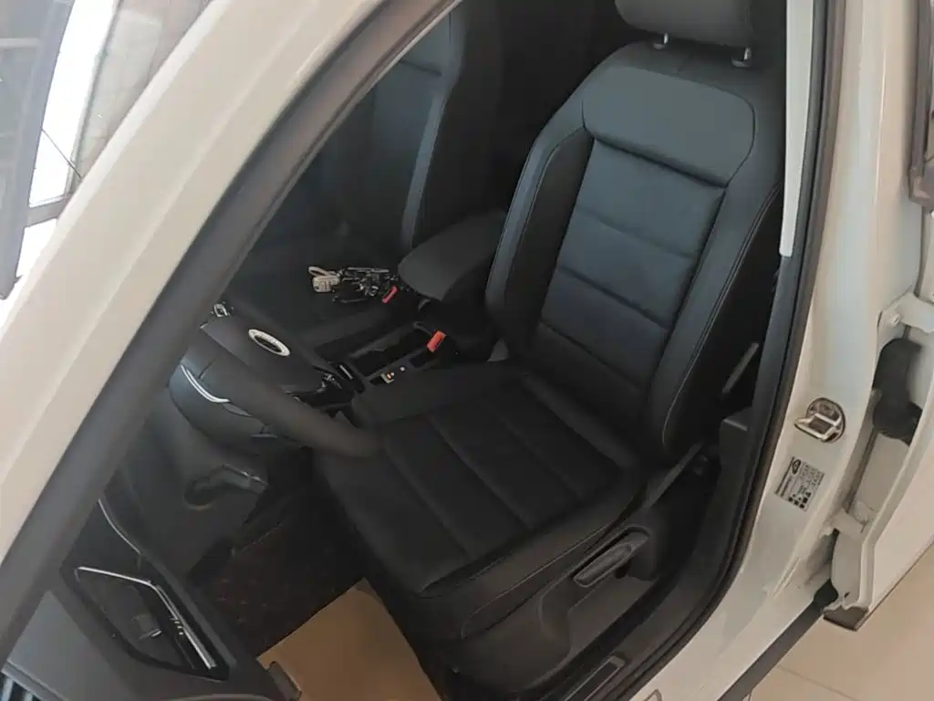 Volkswagen T-Roc, миниатюра 15