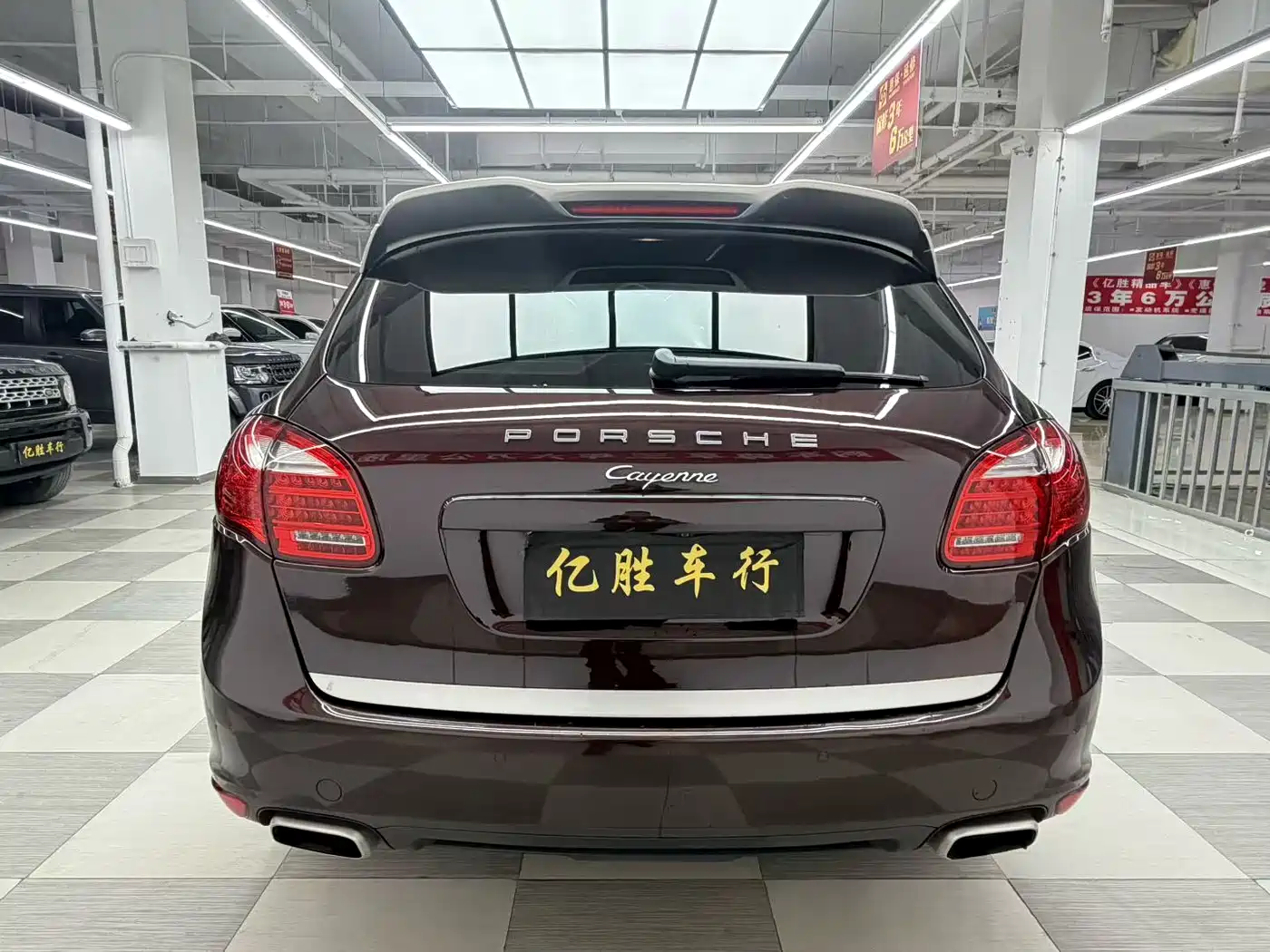 Porsche Cayenne фото 8