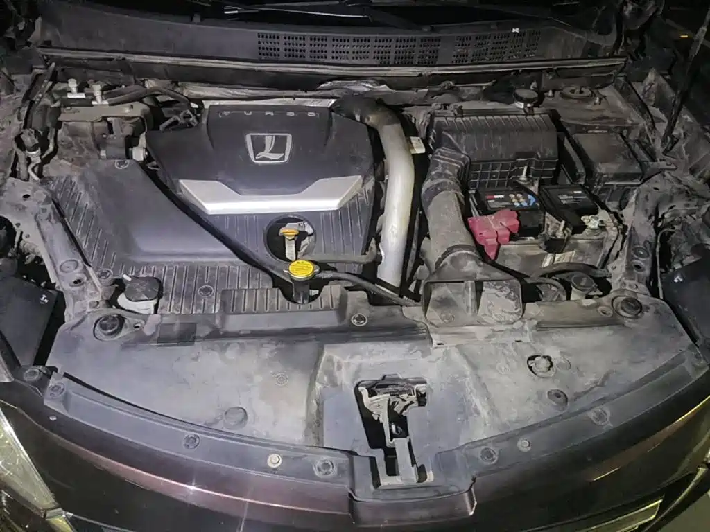 Luxgen U6 SUV 2015 2015 1.8T Fashion Edition