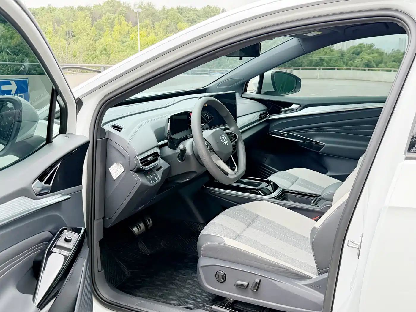 Volkswagen ID.4 CROZZ 2025 Pure Enjoyment Edition фото 4
