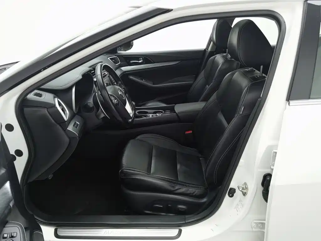 Nissan Cima 2018 2016 2.5L XL Luxury