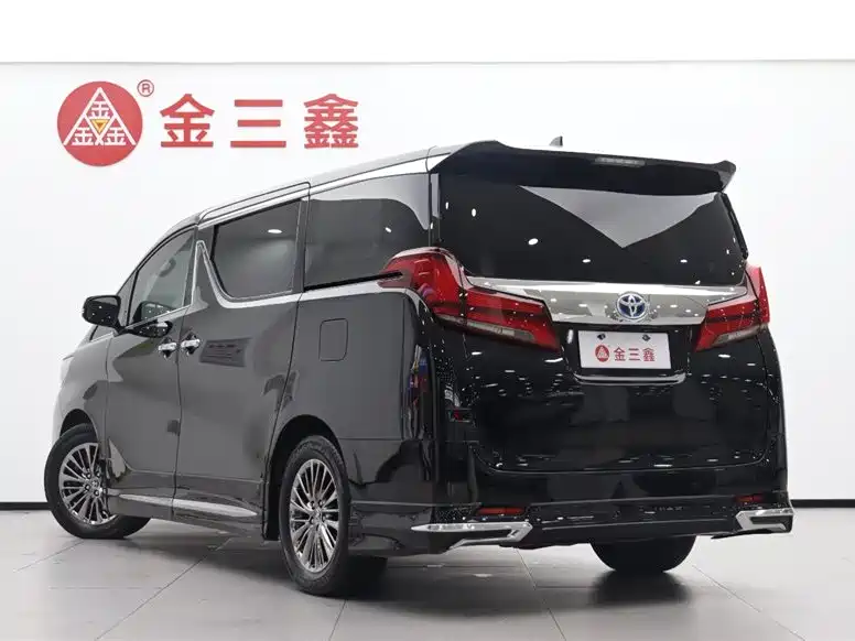 Toyota Alphard 2020 Hybrid 2.5L Luxury Edition фото 3