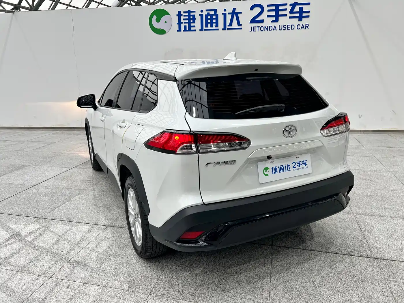 Toyota Frontlander 2023 2.0L CVT Leading Edition фото 7