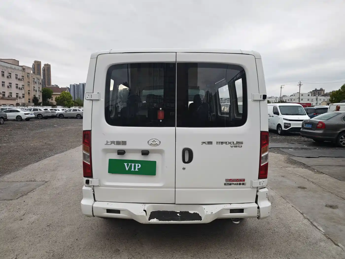 SAIC Maxus Xintu V80 2018 2.5T AMT Aoyun Short Wheelbase Ultra Low Roof 5-6-seater фото 14