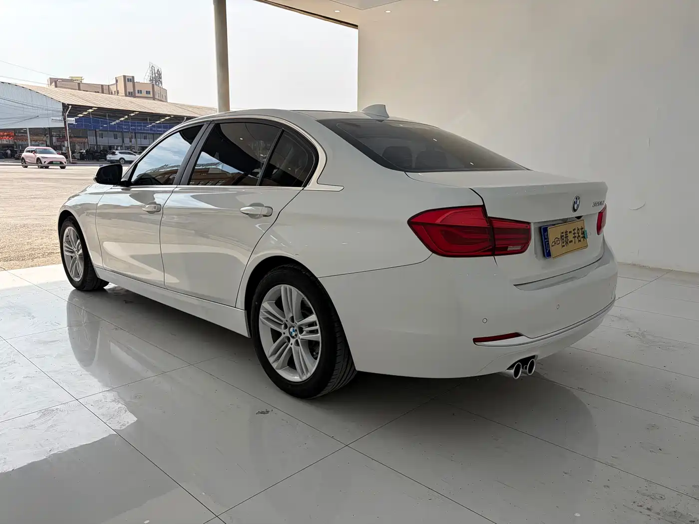 BMW 3 Series 2017 320Li Fashion фото 8
