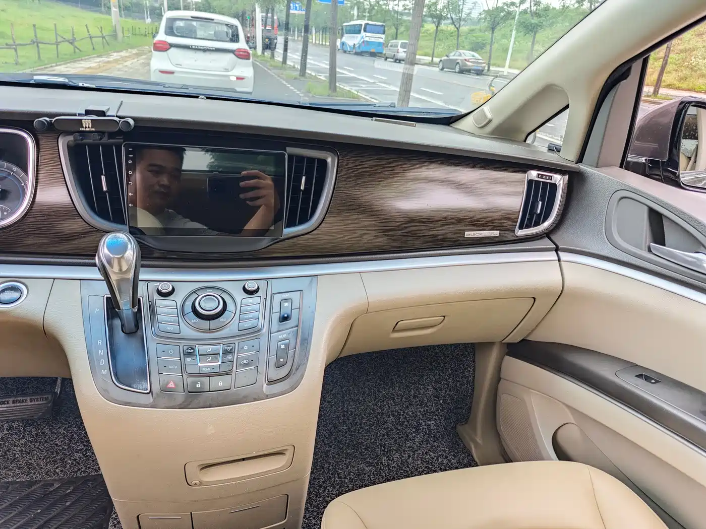 Buick GL8 2013 2.4L LT Luxury Business Executive Edition фото 14