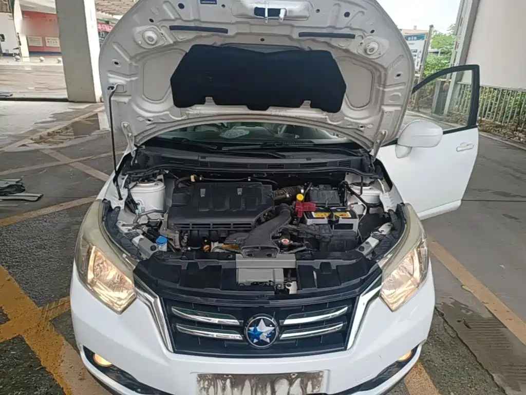 Venucia D50 2015 2015 1.6L Manual Luxury