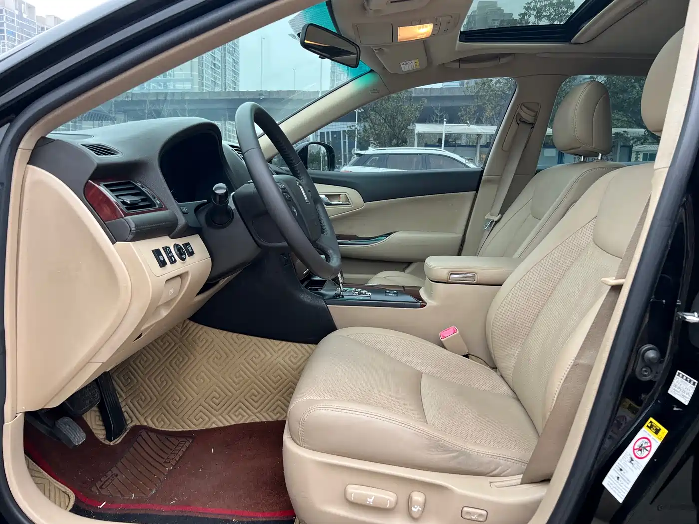 Toyota Crown 2011 2.5L Royal Leather Sunroof Special Edition фото 7