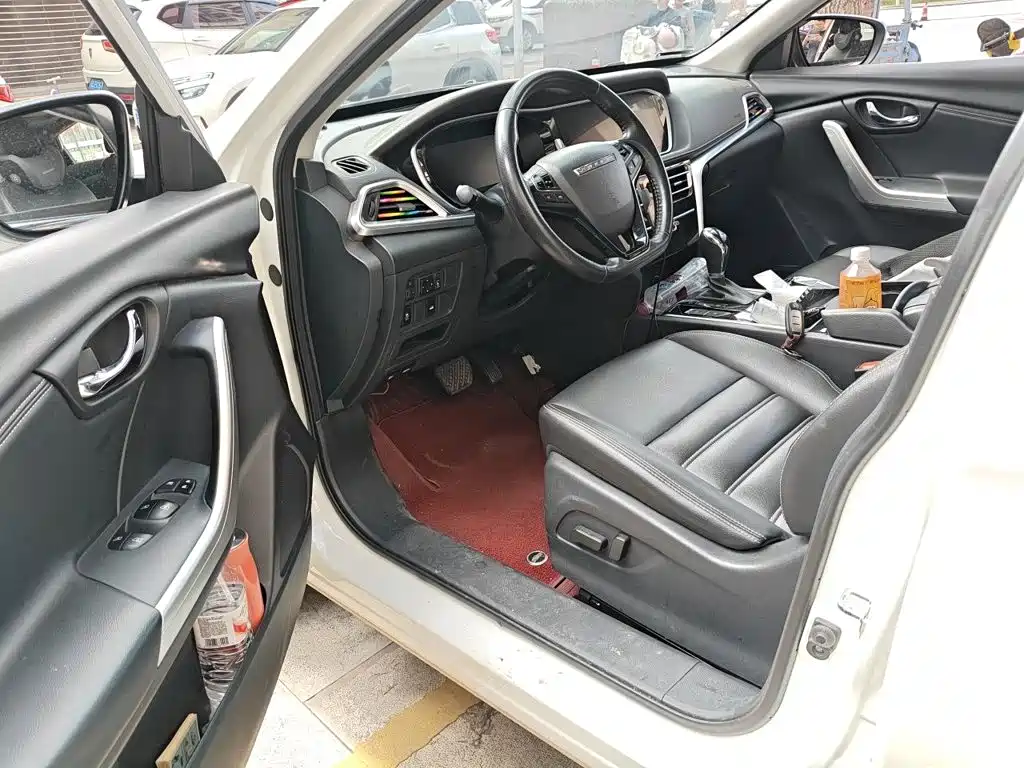 Venucia T90 2020 2020 2.0L CVT Smart Connect Smooth Edition