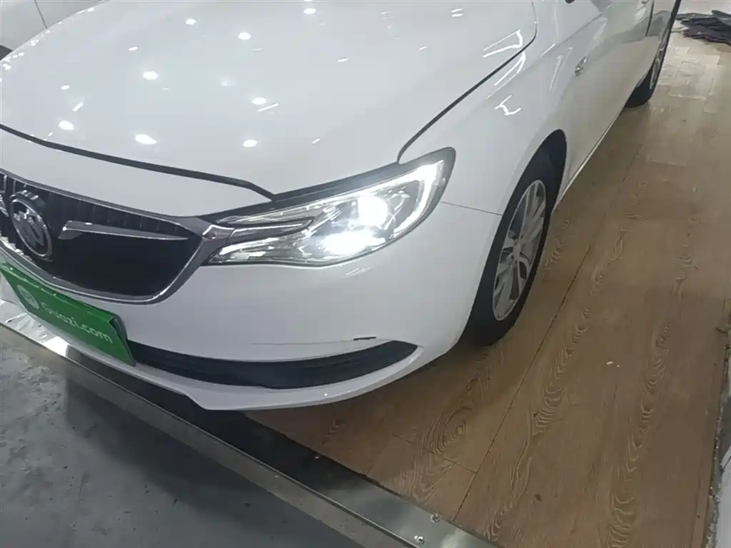 Buick Excelle 2019 18T Auto Connected Elite China VI фото 24
