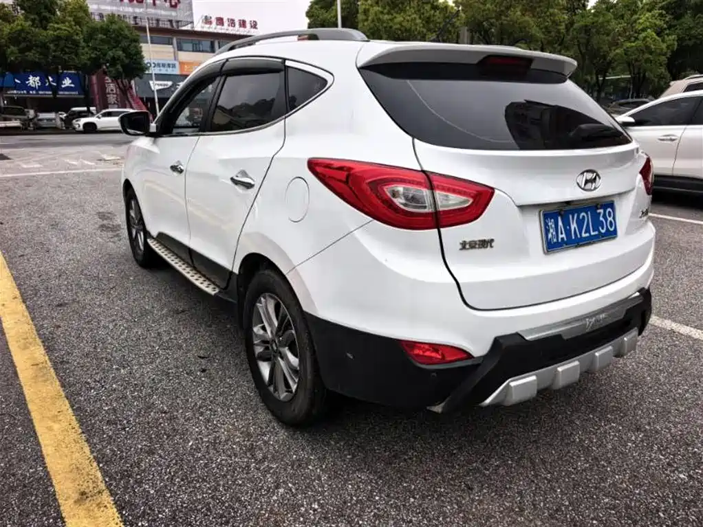 Hyundai Beijing Hyundai ix35 2013 2.0L Auto 2WD Smart GLS China IV фото 5