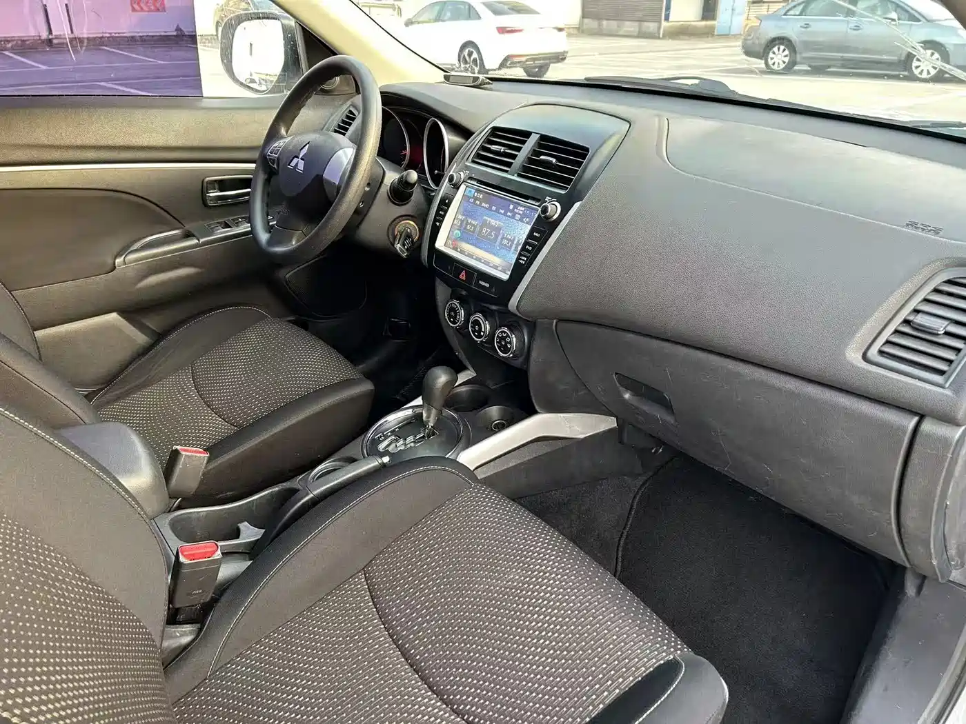 Mitsubishi ASX 2015 2.0L CVT 2WD Elite Edition фото 15