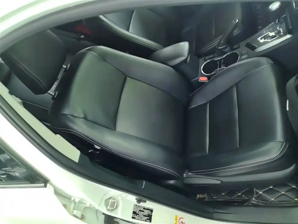 Toyota Corolla 2017 1.2T CVT GL фото 16