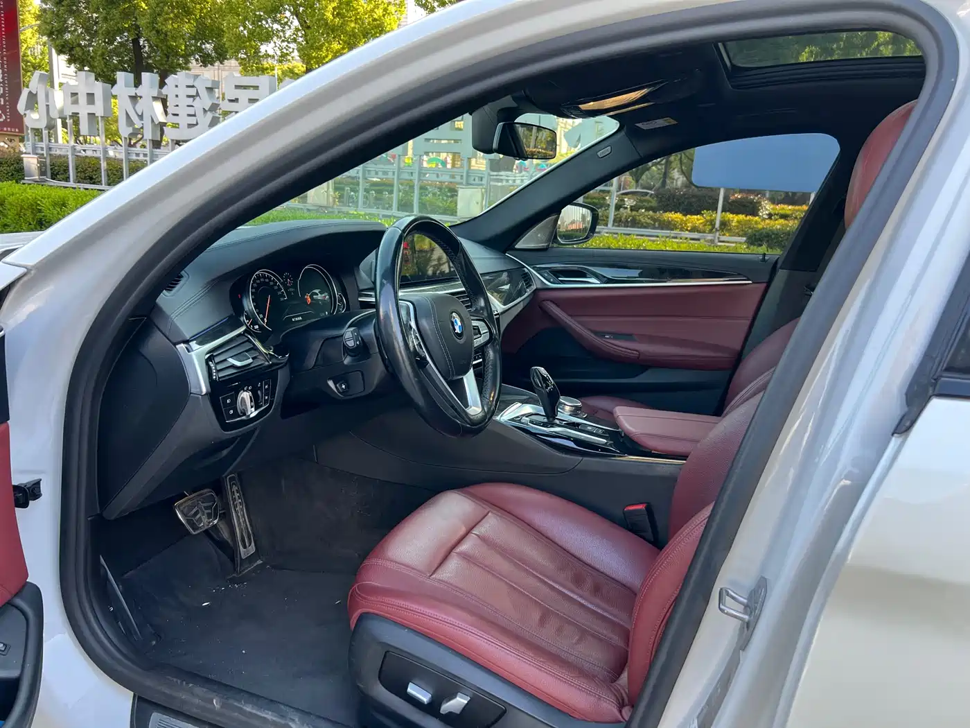 BMW 5 Series 2018 Facelift 530Li Leading M Sport Package фото 6